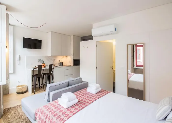 Oporto Sweet Home III